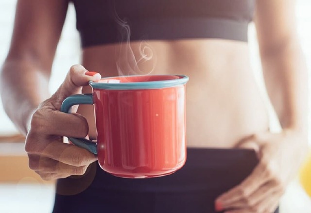 Bạn không được uống cafe khi bụng không có gì, sử dụng lâu dần sẽ khiến bạn bị viêm loét dạ dày