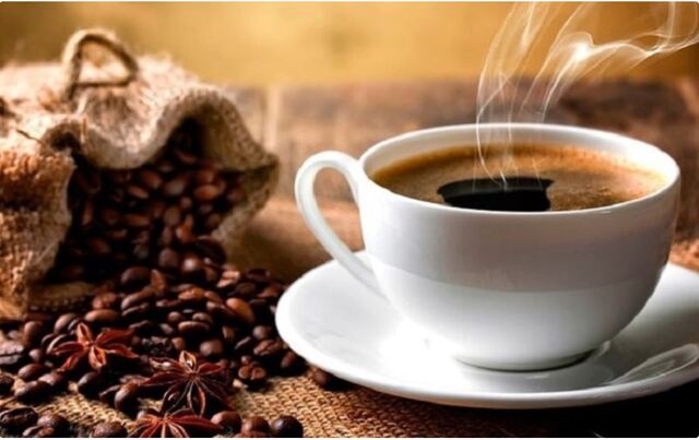 Cà phê được biết đến là một loại nước uống có hương thơm đậm chất và vị đắng của nó khiến nhiều người bị ghiền và uống hàng ngày