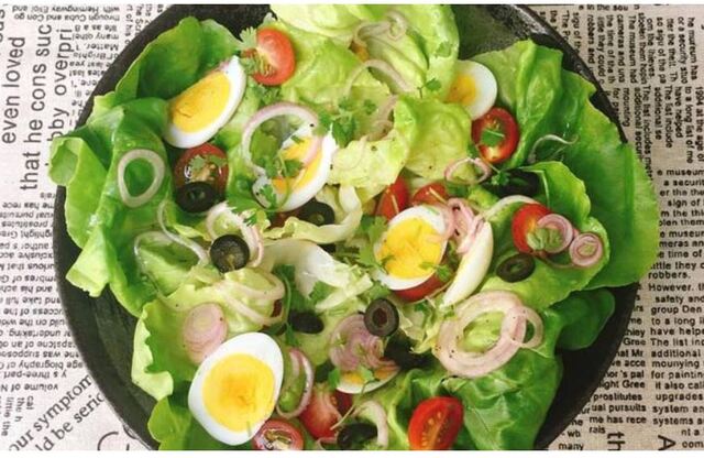 Cách thực hiện món trứng salad giảm cân cho mọi người.