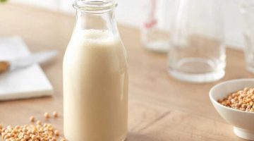 Nếu bạn uống sữa đậu nành thường xuyên sẽ tránh được tình trạng bị táo bón vì cơ quan tiêu hóa hoạt động hiệu quả hơn