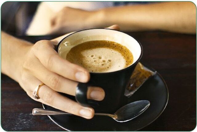 Theo như nghiên cứu của bác sĩ cho rằng, việc uống cafe gói nhiều rất có hại cho sức khỏe của người dùng