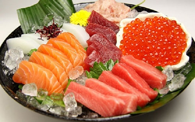 Sashimi cá hồi tốt cho cơ thể và không bị mập