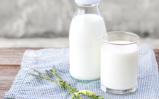 Uống sữa có béo không?